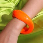 🌈✨ Colorful Fluorescent Acrylic Bangle Bracelet Set – 5 Piece Collection