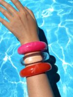 💖🤍 2-Piece Open C Resin Bangle Set – Hot Pink & Clear Statement Bracelets