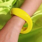 🌈✨ Colorful Fluorescent Acrylic Bangle Bracelet Set – 5 Piece Collection